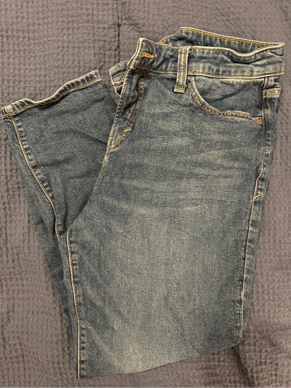 a.n.a Women’s Washed Blue Relaxed-Fit Jeans